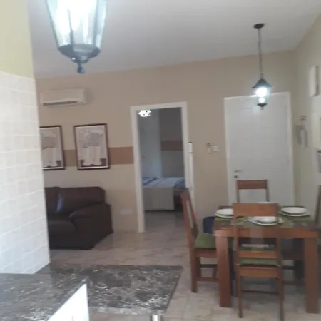 Apartament Boutique Close To Kings Mall Pafos