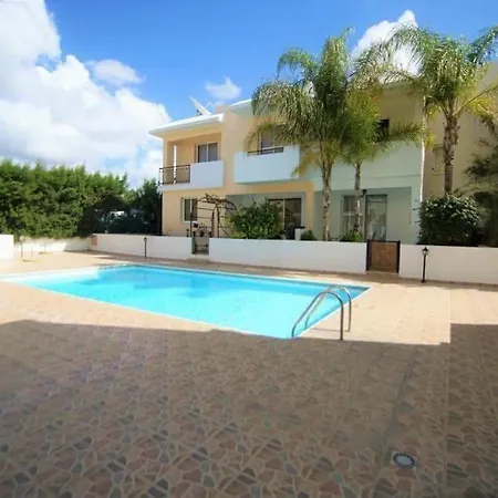 Boutique Close To Kings Mall *